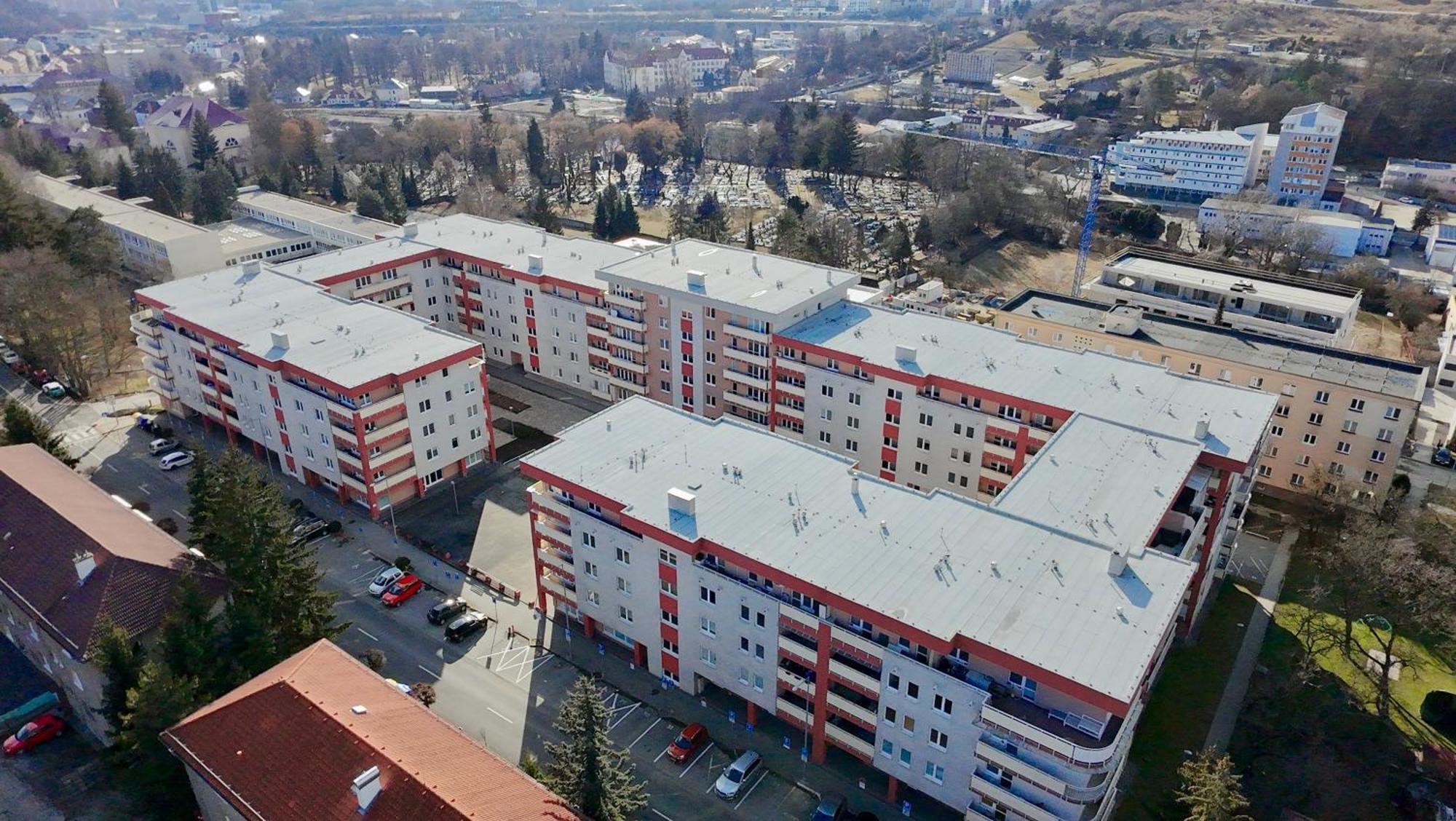 Simcity 3 I City Centre & Free Parking 24H Self Check-In Banská Bystrica Exteriör bild